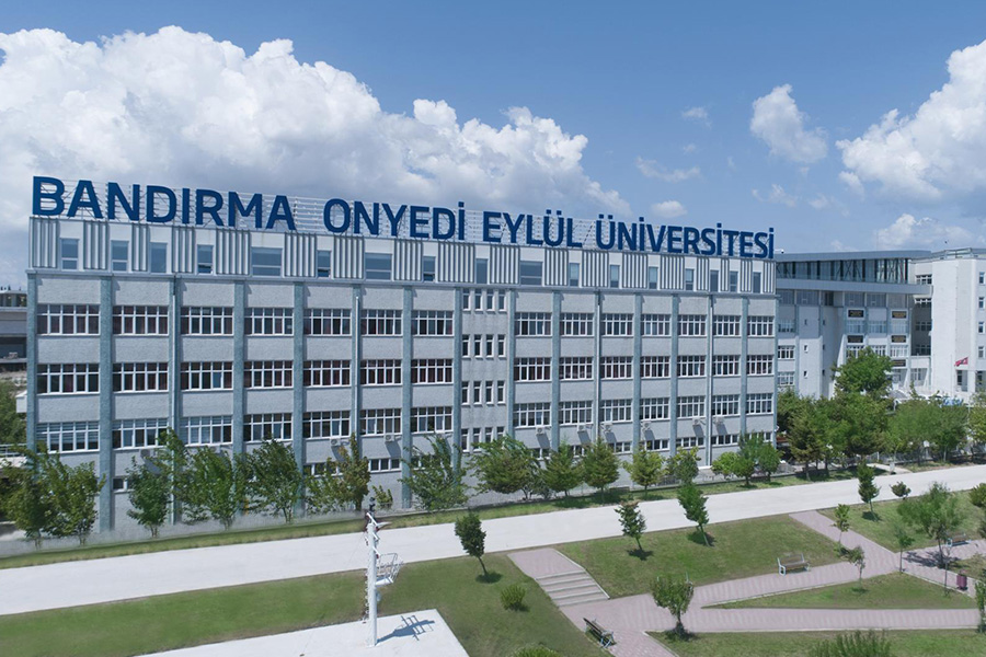 جامعة باندرما 17 أيلول